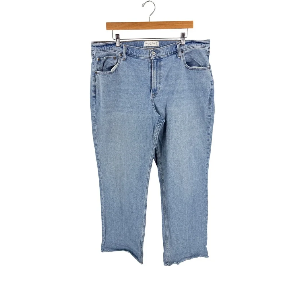 Abercrombie & Fitch The Baggy Low Rise Jeans‎ Light Rise 33/16R Curve Love
